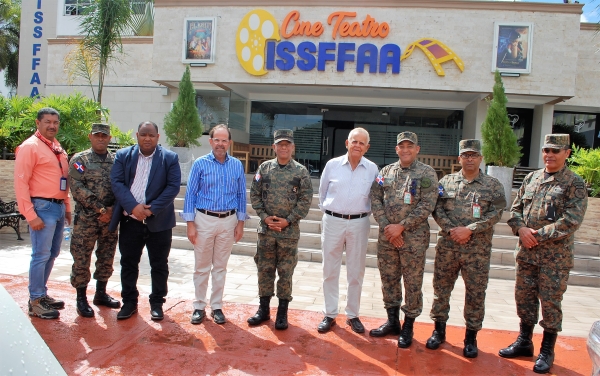ISSFFAA recibe visita de directiva Constructora Bisonó